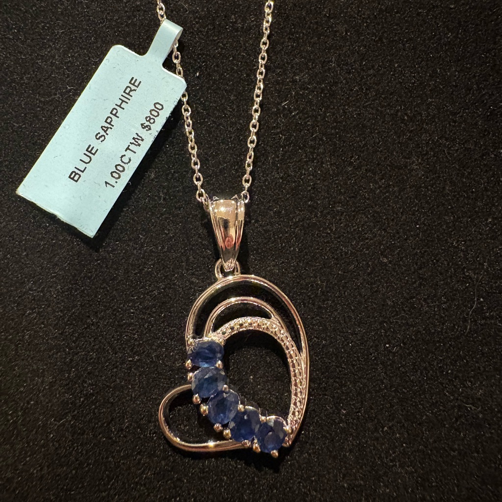 1 Ctw Blue Sapphire Heart Pendant Necklace